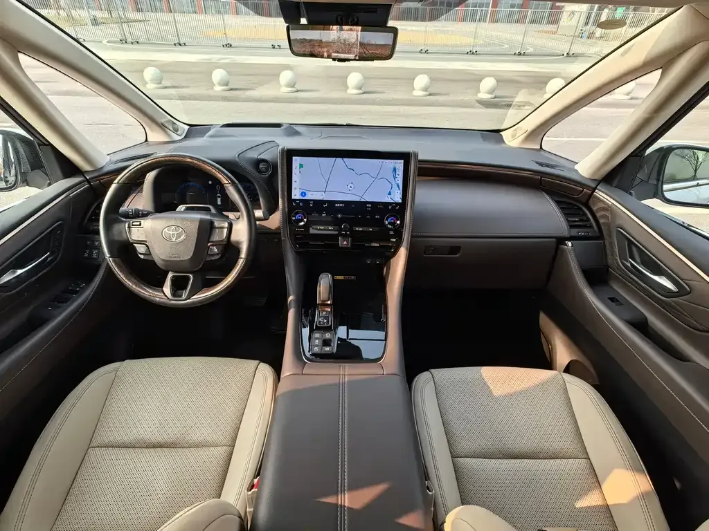 Toyota Alphard 2024 из CN, фото 9