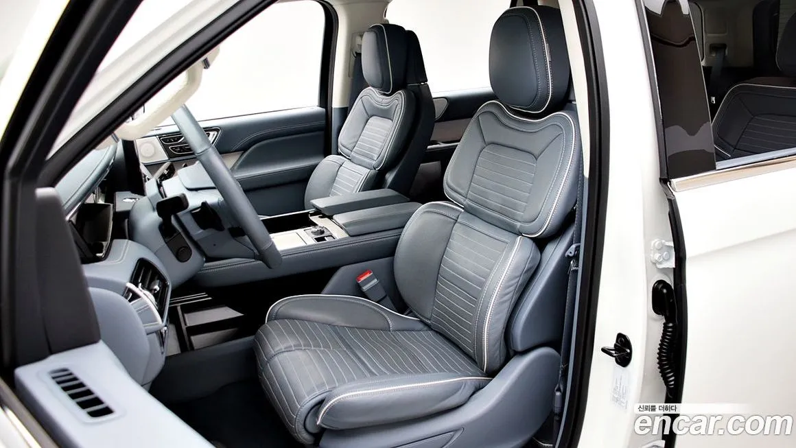 Lincoln Navigator 2023 из KR, фото 10