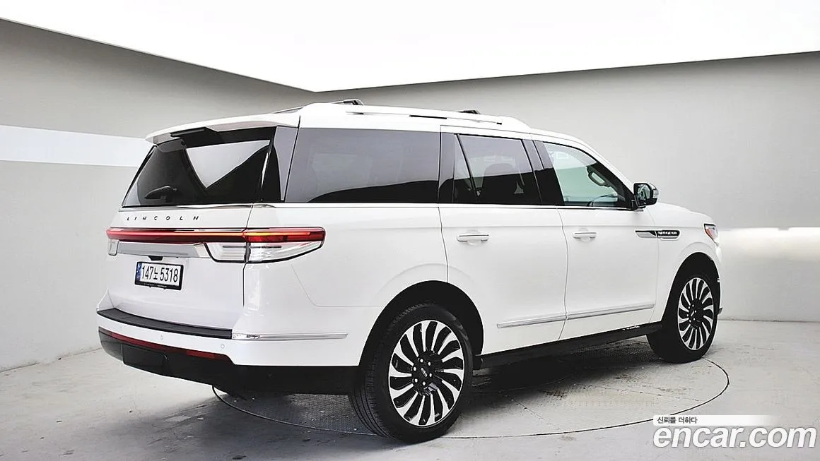 Lincoln Navigator 2023 из KR, фото 6