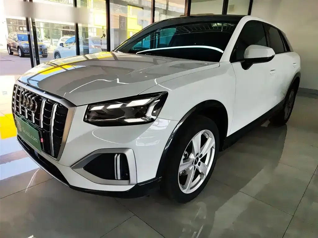 Audi Q2L 2023 из CN, фото 1