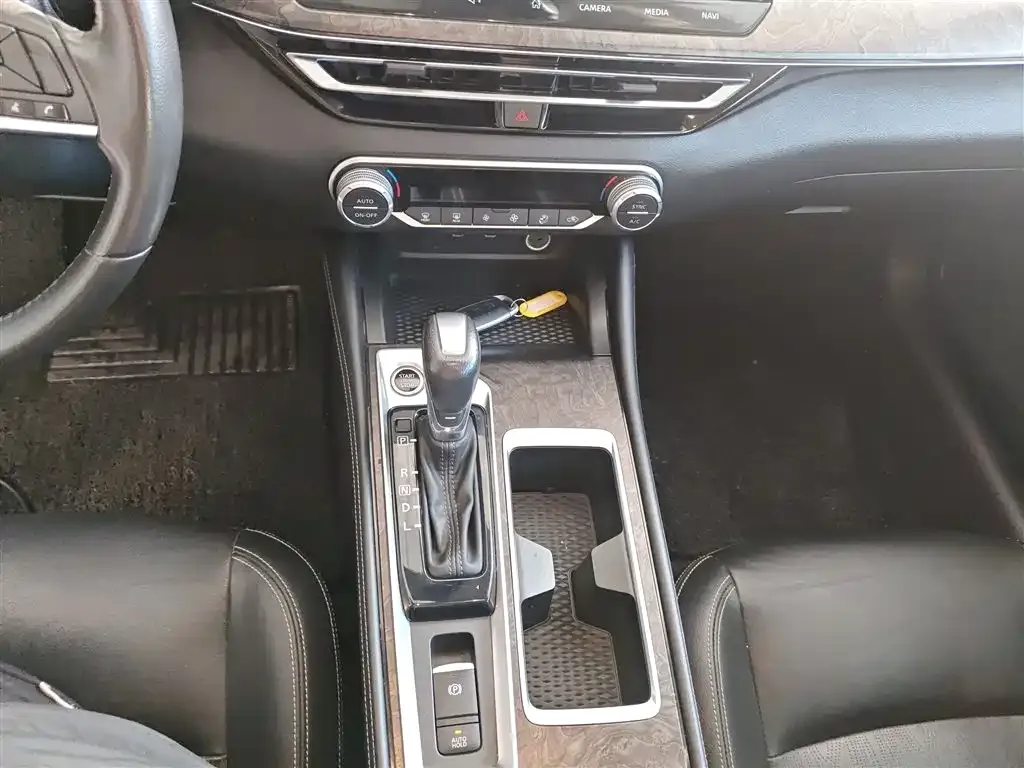 Nissan Teana 2023 из CN, фото 9