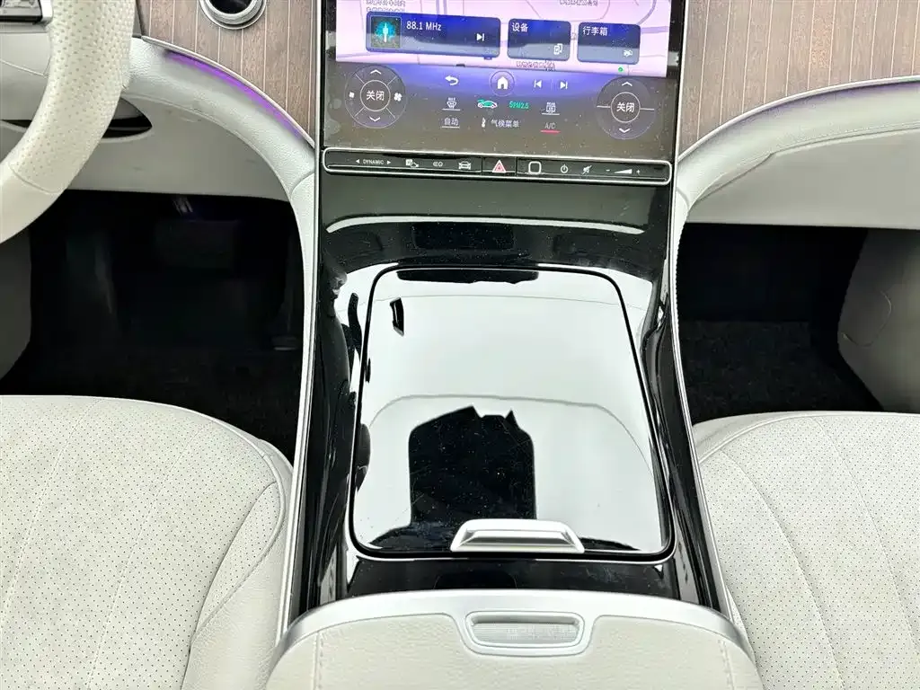 Mercedes-Benz EQE SUV 2023 из CN, фото 4