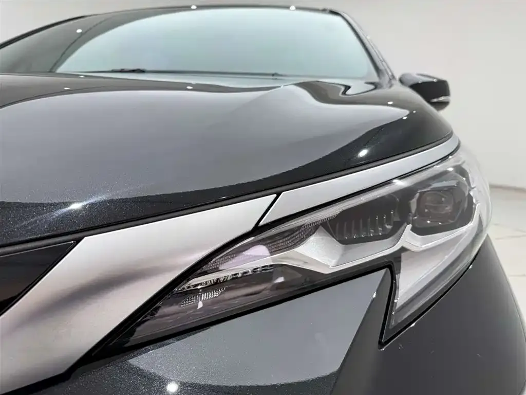 Toyota Sienna 2023 из CN, фото 10