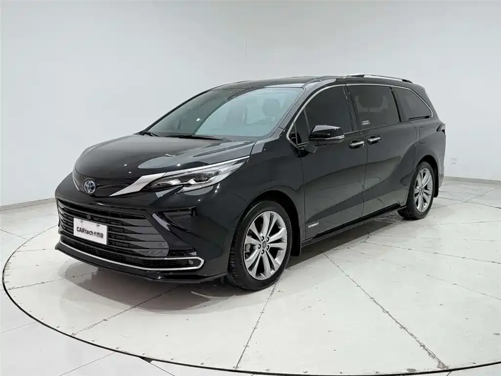 Toyota Sienna 2023 из CN, фото 6