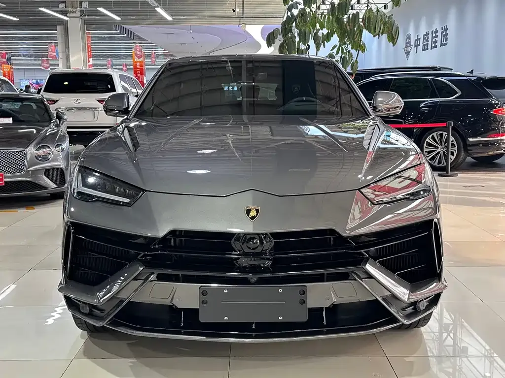 Lamborghini Urus 2023 из CN, фото 10