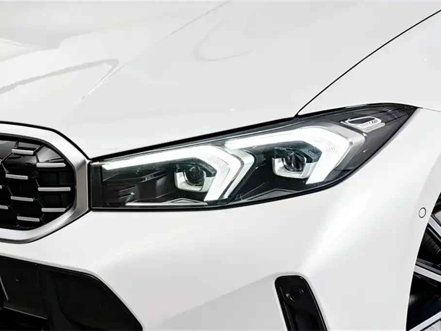 BMW 3 Series 2023 из CN, фото 2