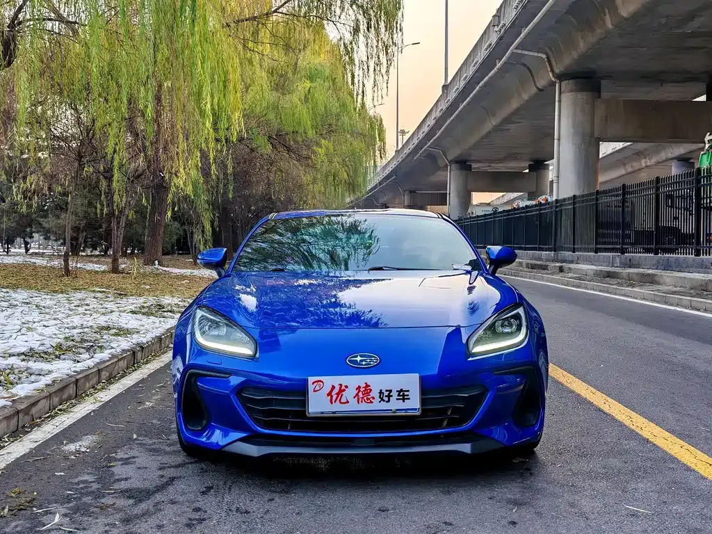 Subaru BRZ 2022 из CN, фото 2