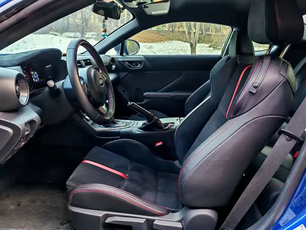 Subaru BRZ 2022 из CN, фото 8