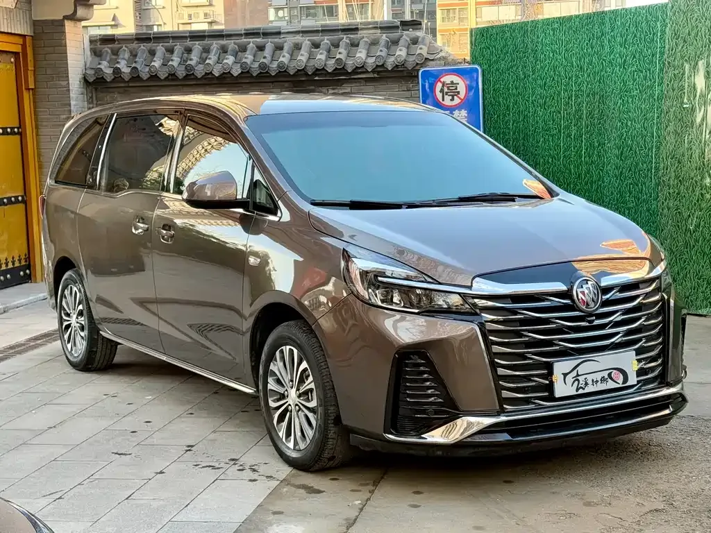 Buick GL8 2023 из CN, фото 4