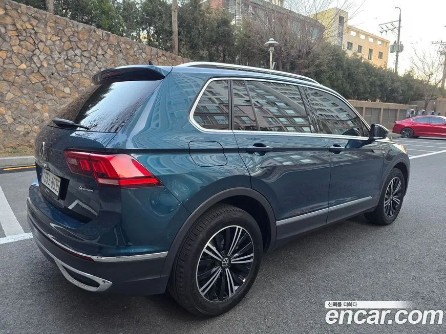 Volkswagen Tiguan 2021 из KR, фото 9