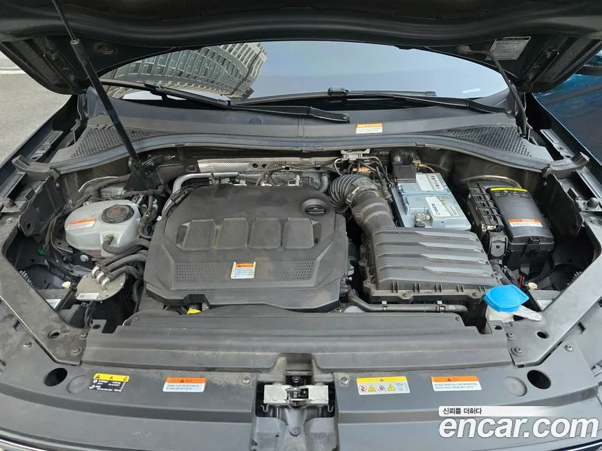 Volkswagen Tiguan 2021 из KR, фото 2