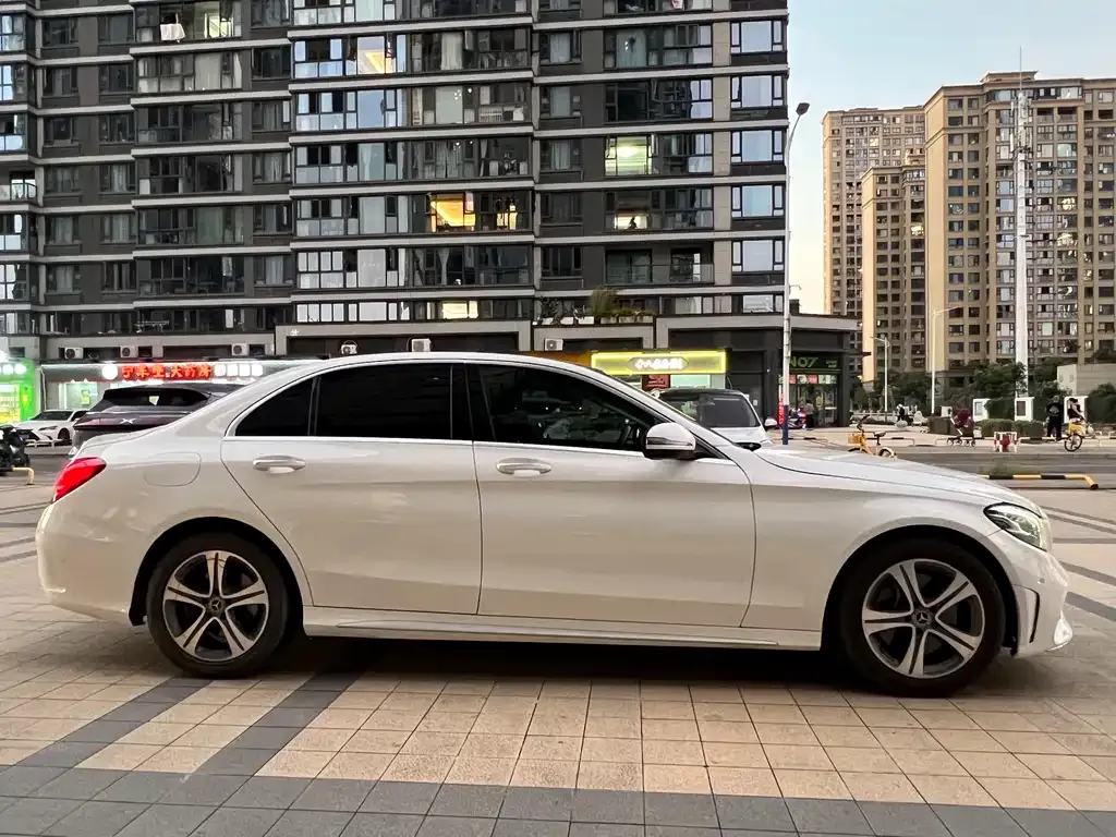 Mercedes-Benz C-Class 2021 из CN, фото 4