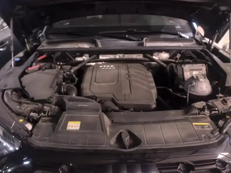 Audi Q5L 2023 из CN, фото 4