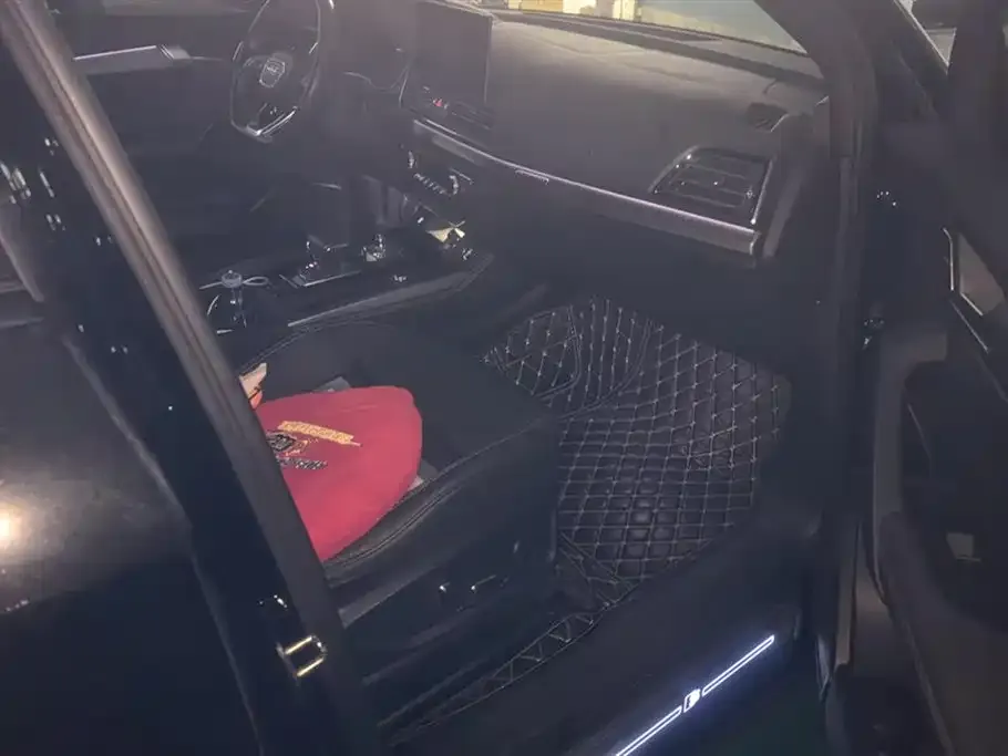Audi Q5L 2023 из CN, фото 7