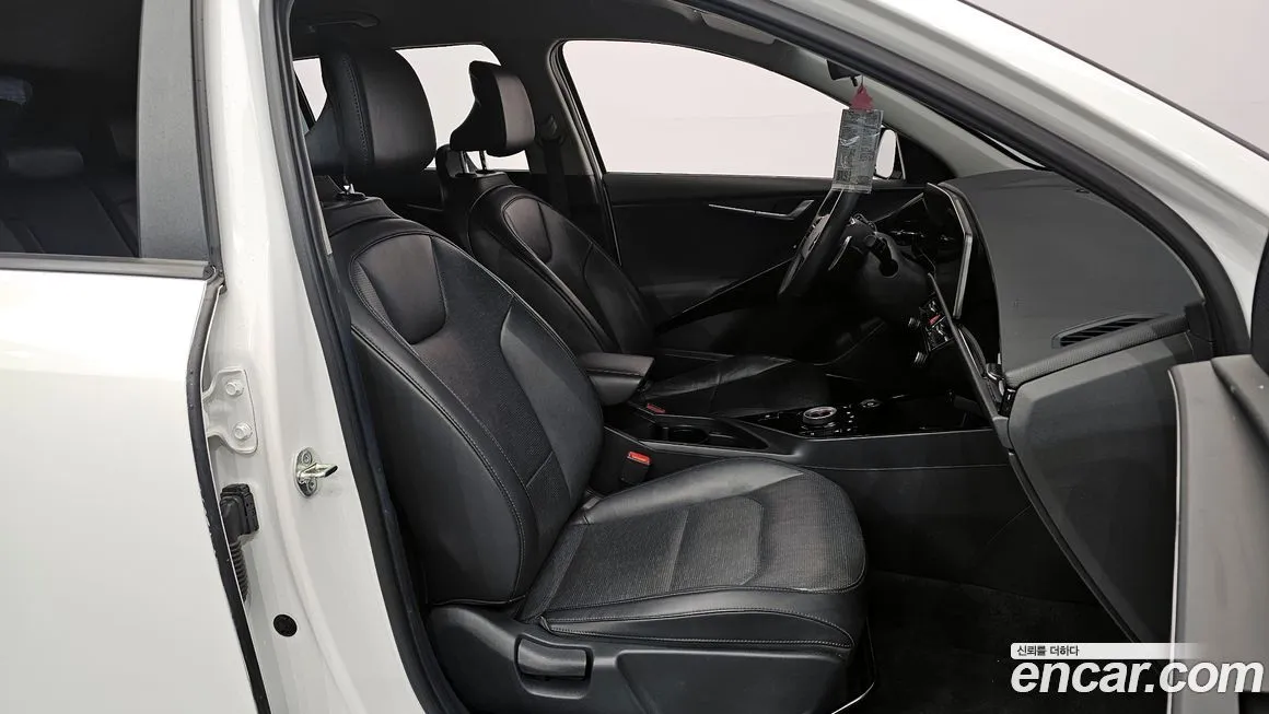 Kia Niro 2023 из KR, фото 3