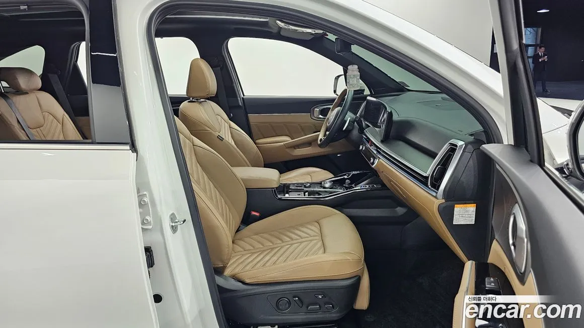Kia Sorento — фото 6