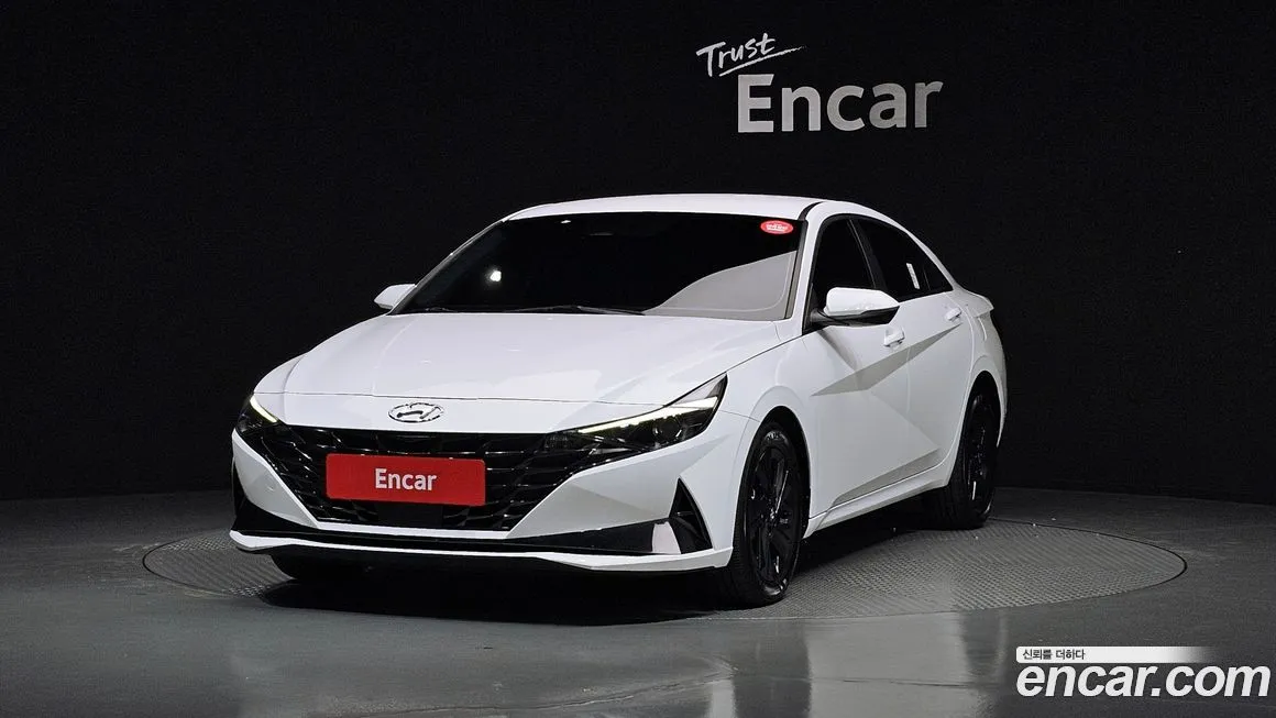 Hyundai AVANTE 2023 из KR, фото 1