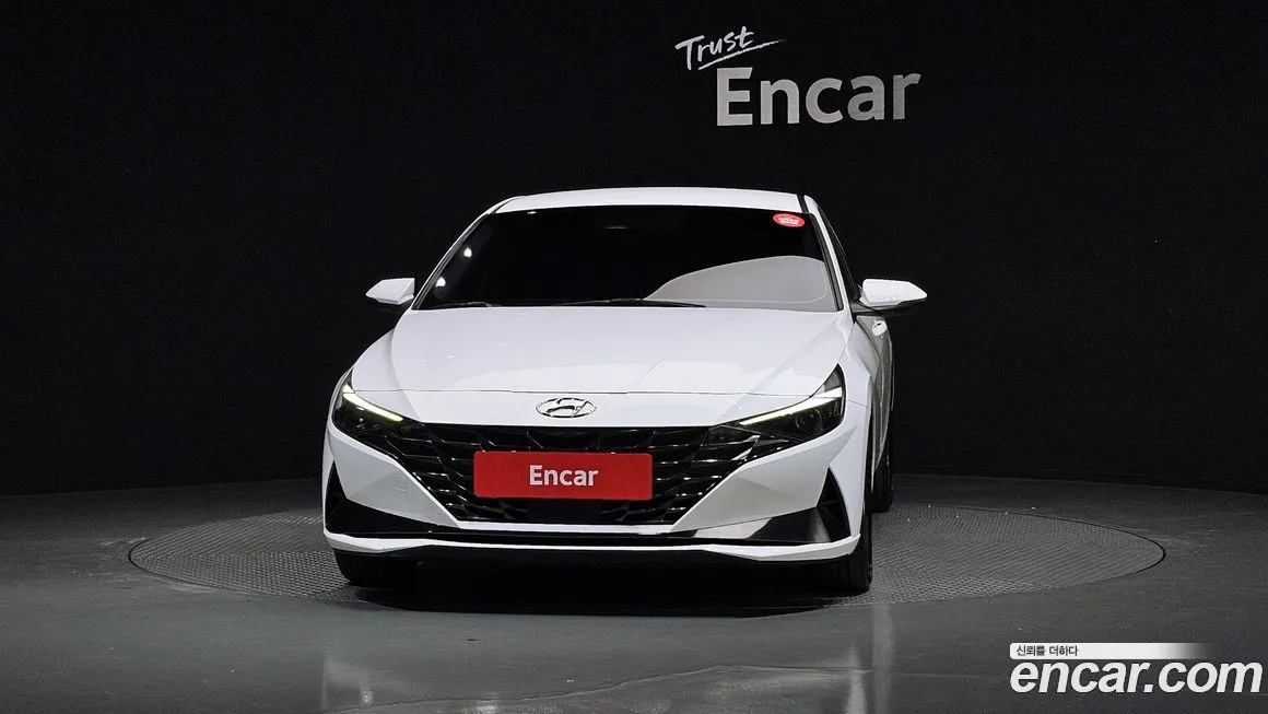 Hyundai AVANTE 2023 из KR, фото 3
