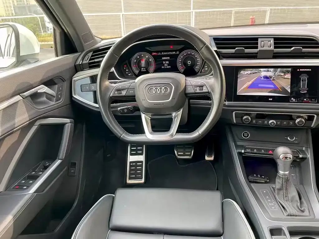 Audi Q3 — фото 5