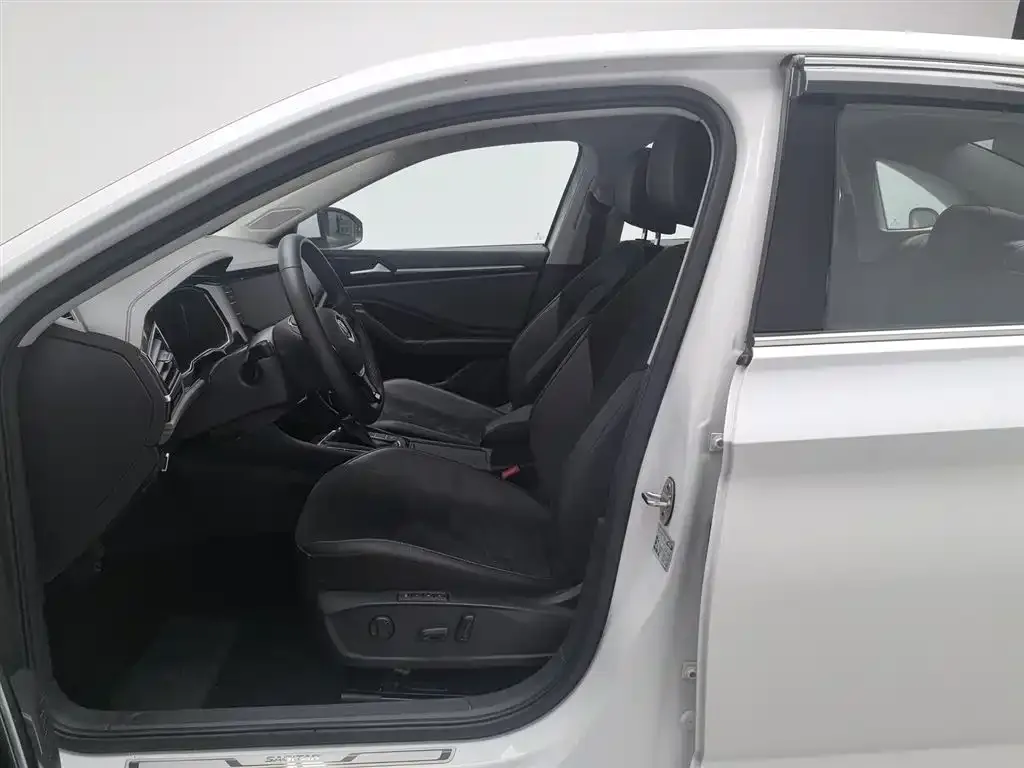 Volkswagen Sagitar 2021 из CN, фото 2