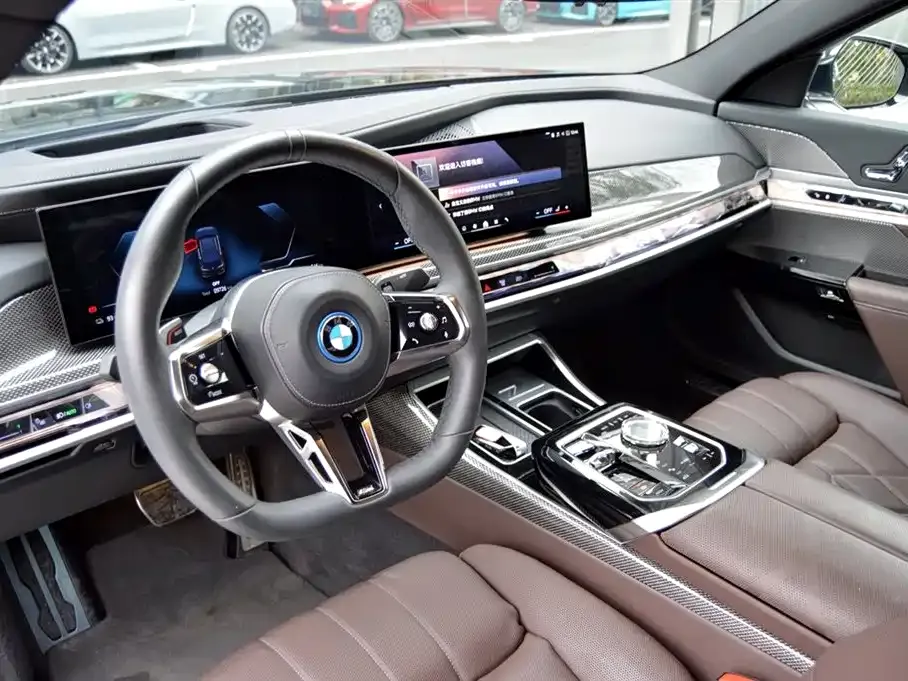 BMW i7 2026 из CN, фото 3
