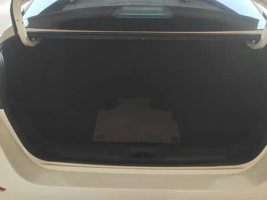 Nissan Sylphy 2023 из CN, фото 2
