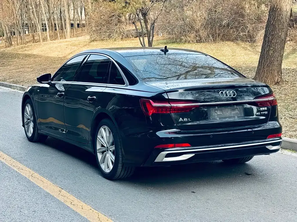 Audi A6L — фото 5