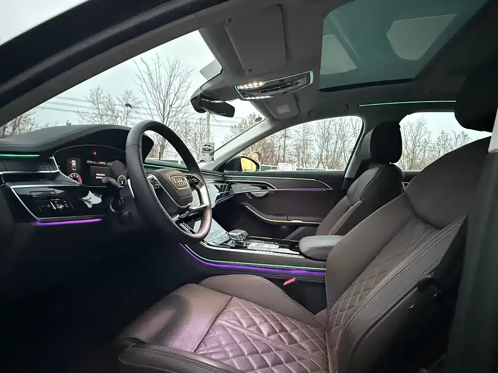 Audi A8 2024 из CN, фото 4