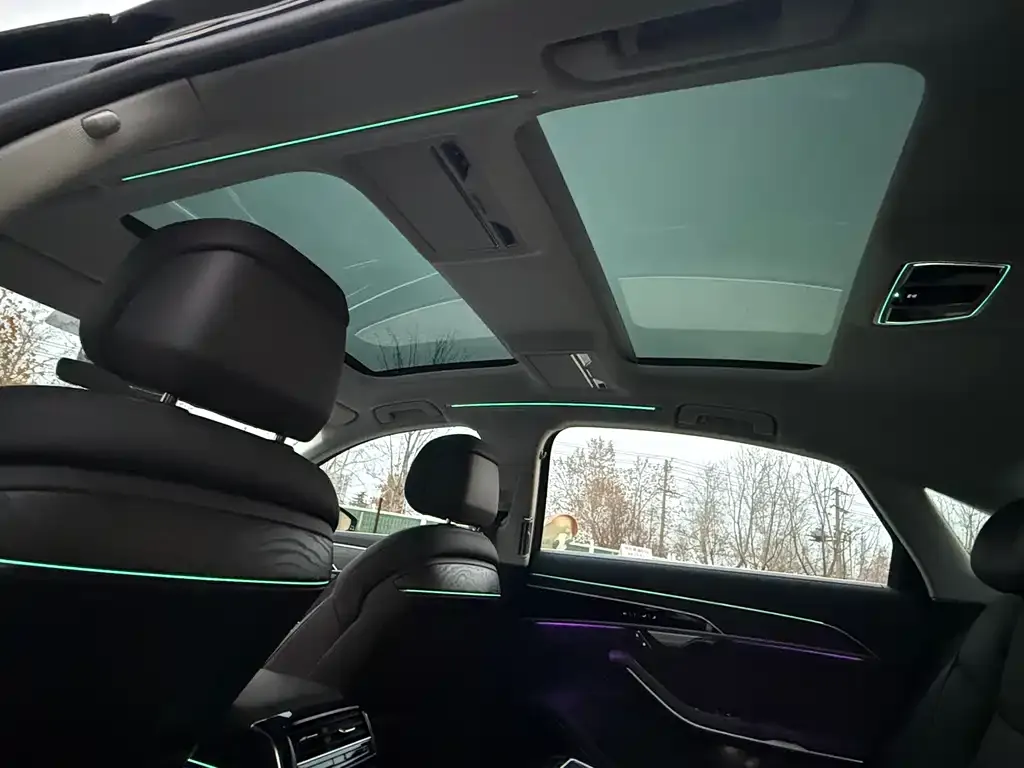 Audi A8 2024 из CN, фото 6