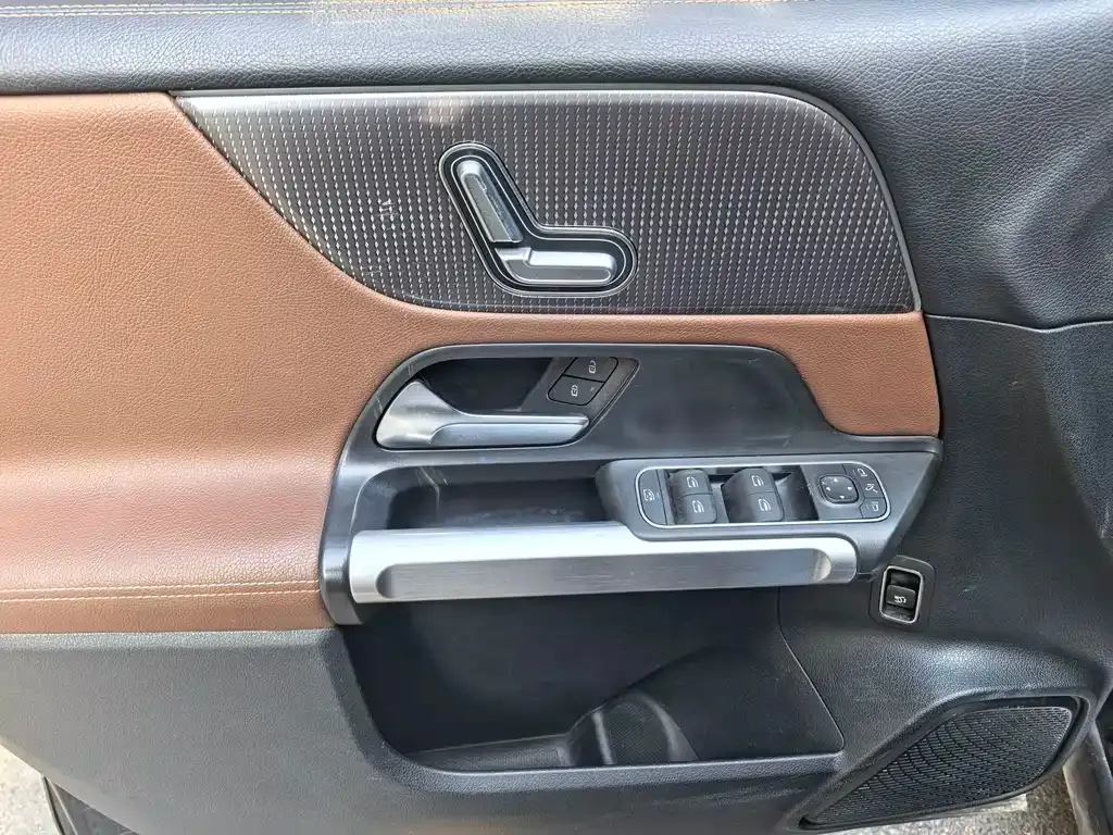 Mercedes-Benz GLB 2022 из CN, фото 2