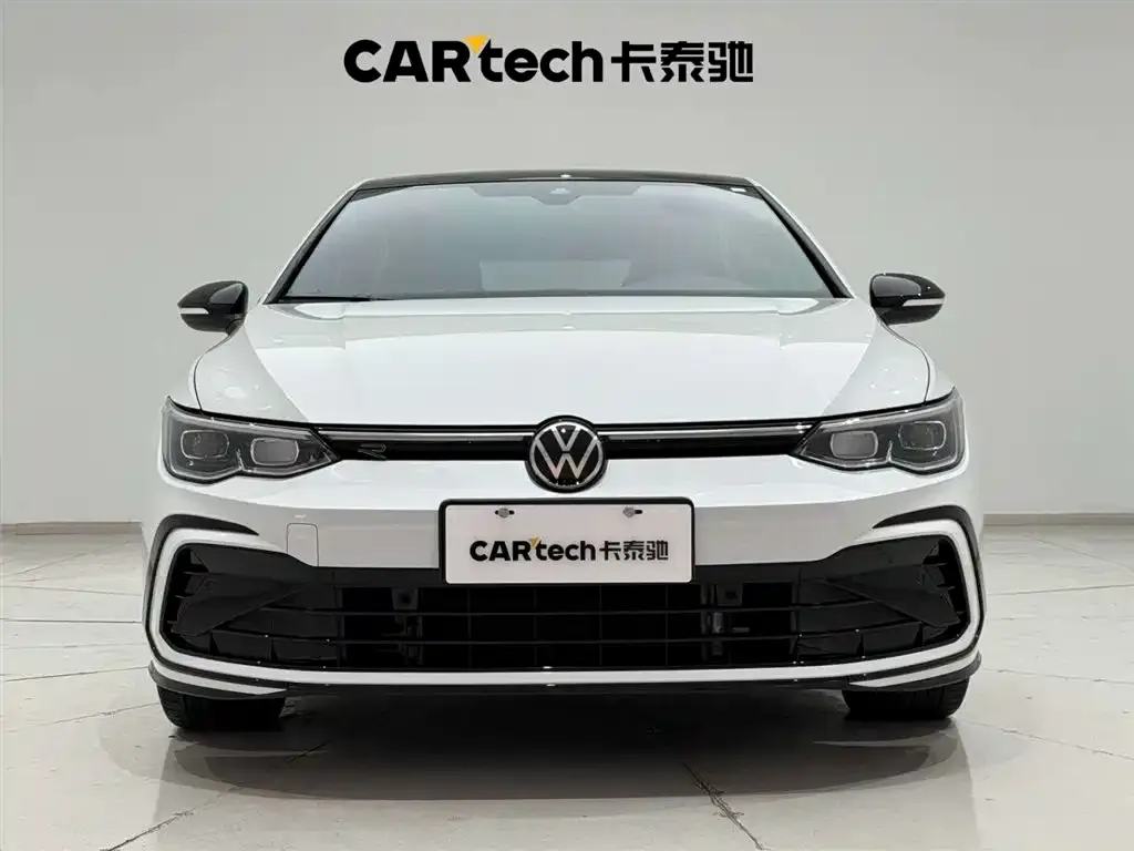 Volkswagen Golf 2022 из CN, фото 3