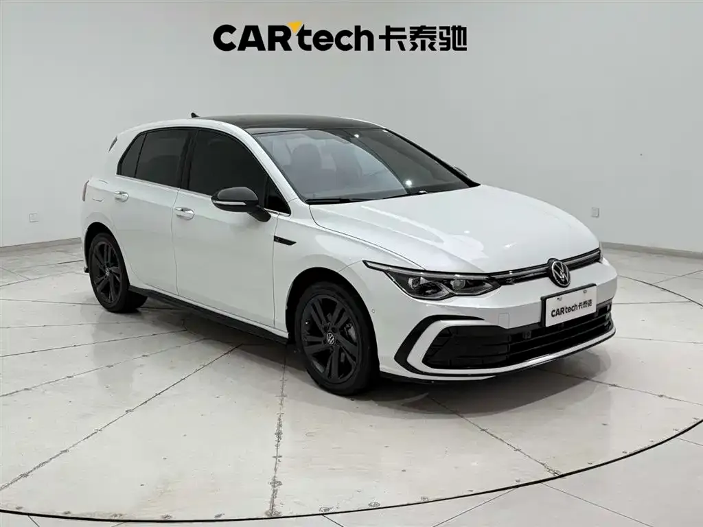 Volkswagen Golf 2022 из CN, фото 4