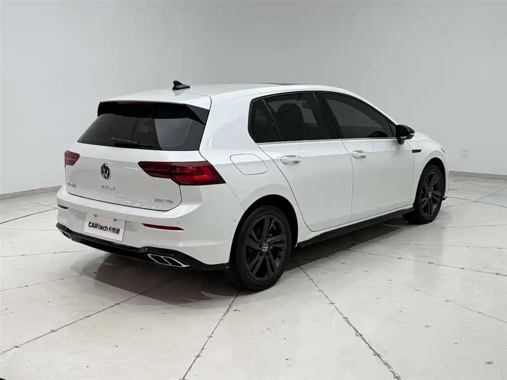 Volkswagen Golf 2022 из CN, фото 8