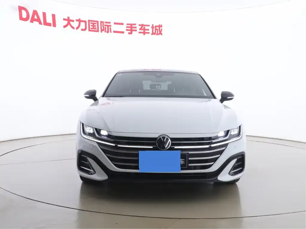 Volkswagen CC 2023 из CN, фото 7