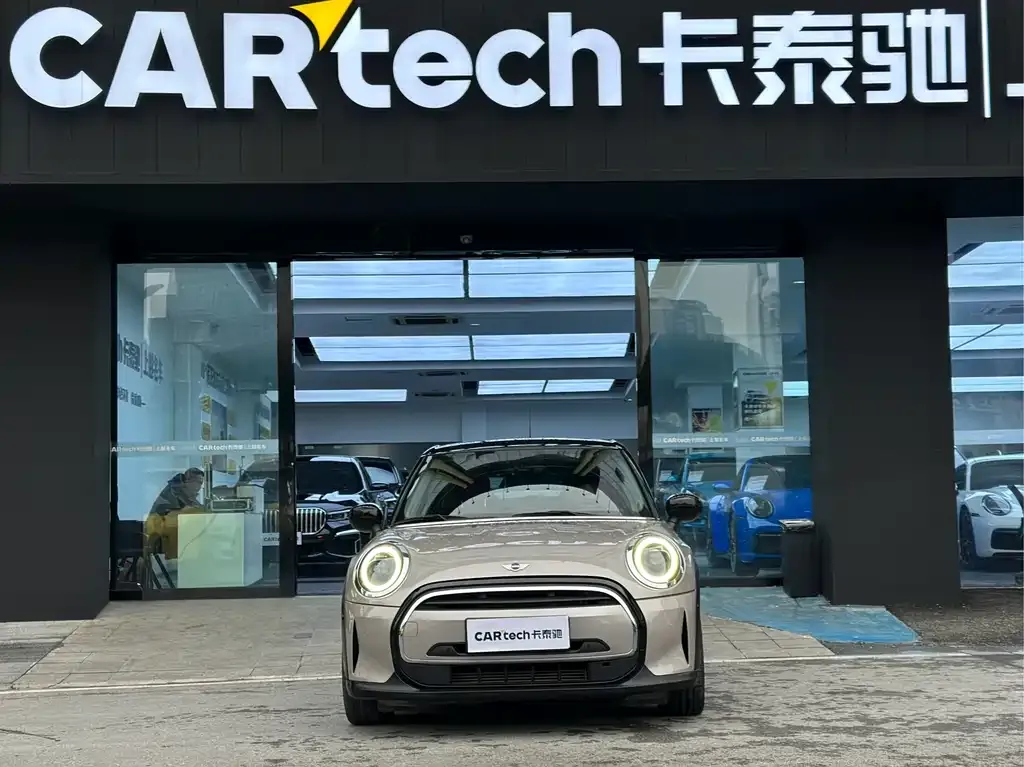 MINI Cooper (3-door) 2021 из CN, фото 2