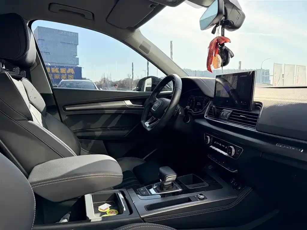 Audi Q5L 2022 из CN, фото 4