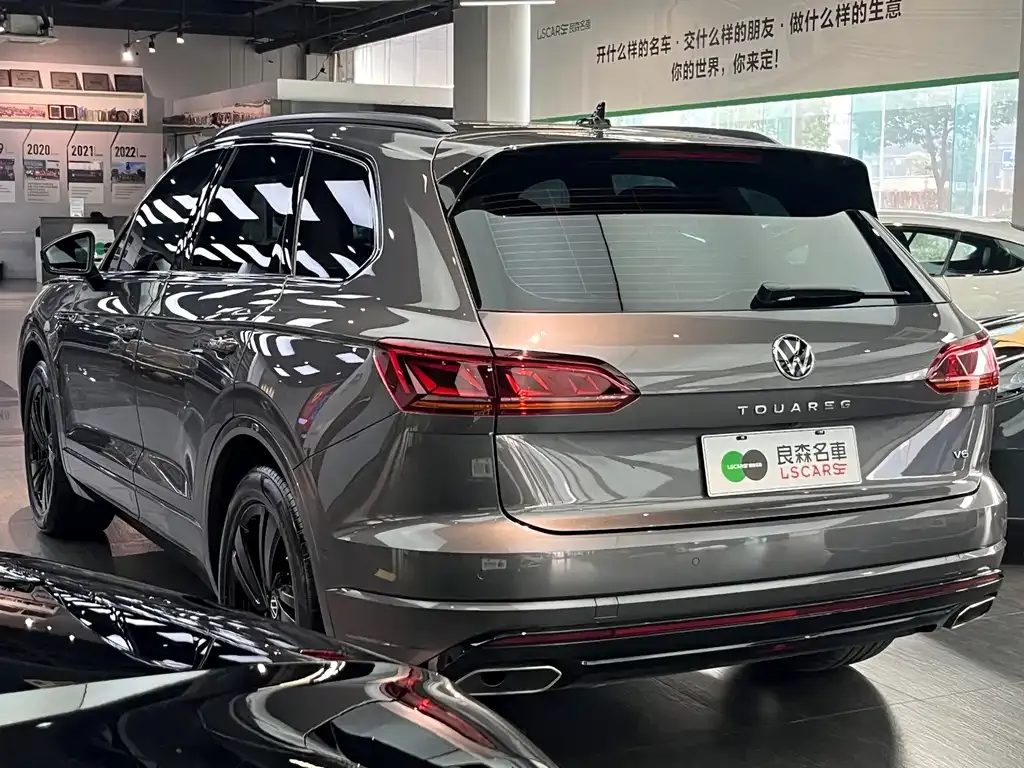 Volkswagen Touareg 2023 из CN, фото 7