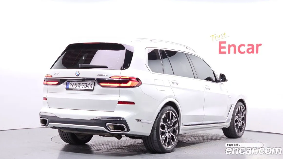 BMW X7 2024 из KR, фото 2
