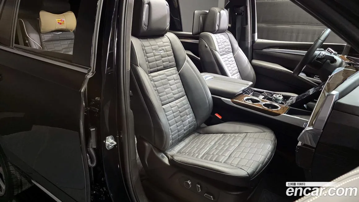 Cadillac Escalade 2025 из KR, фото 8
