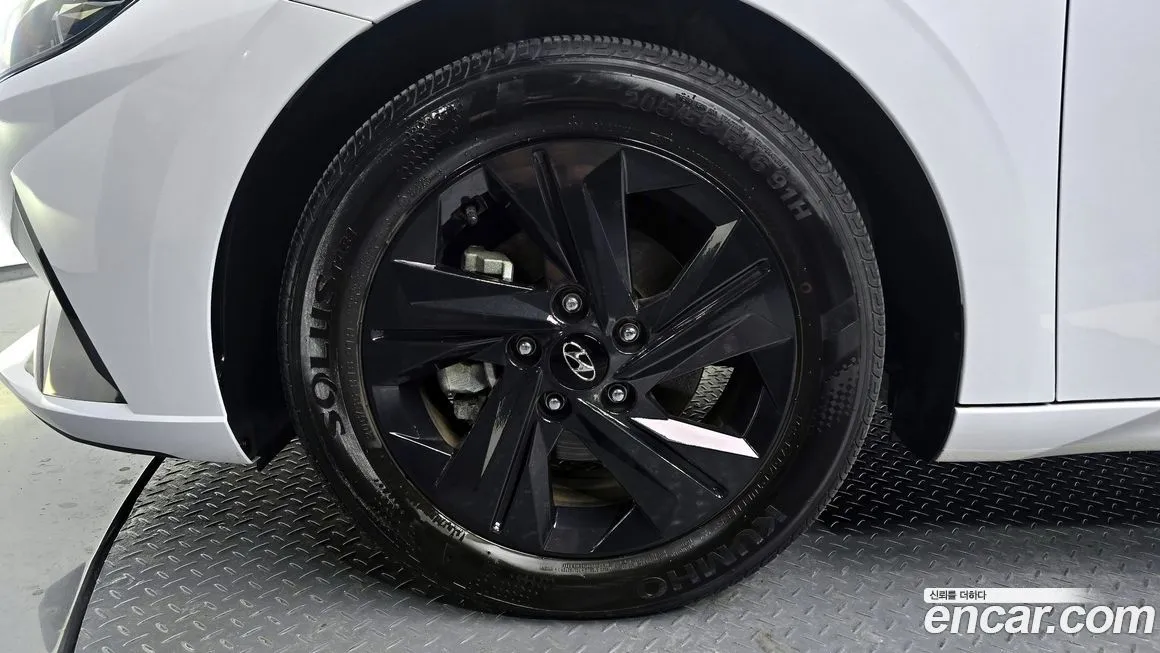 Hyundai AVANTE 2023 из KR, фото 5
