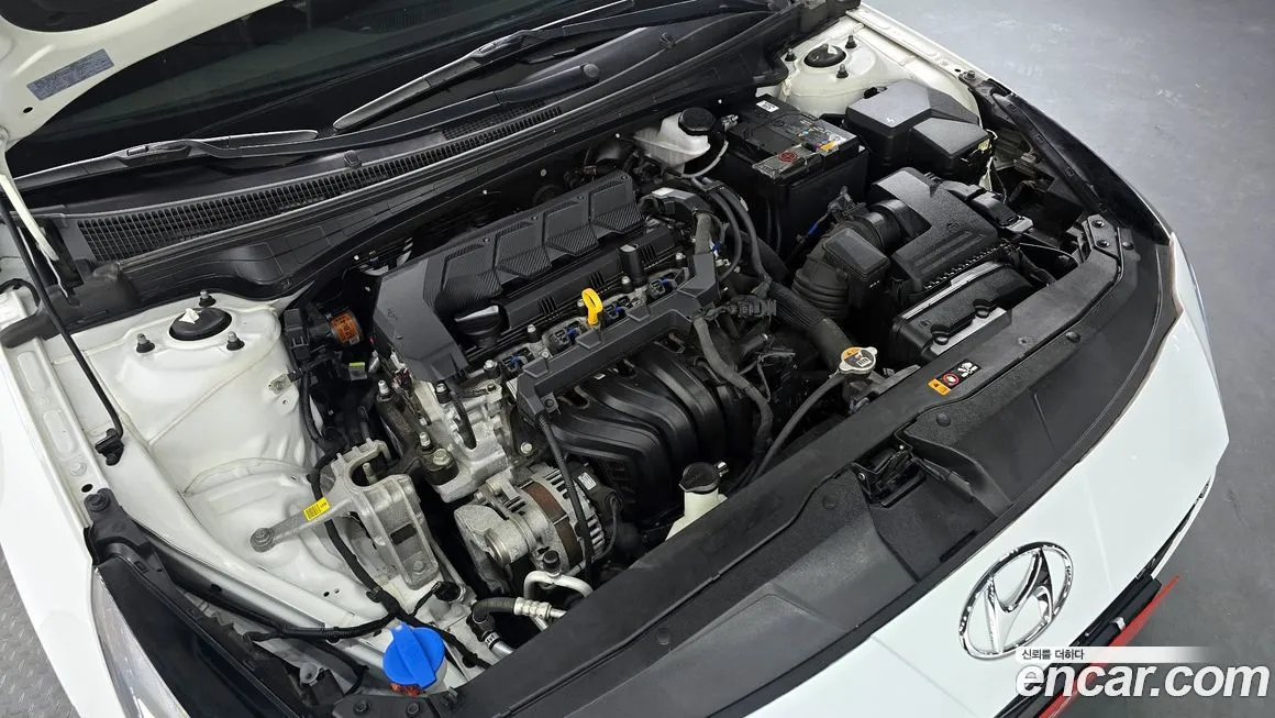 Hyundai AVANTE 2023 из KR, фото 6