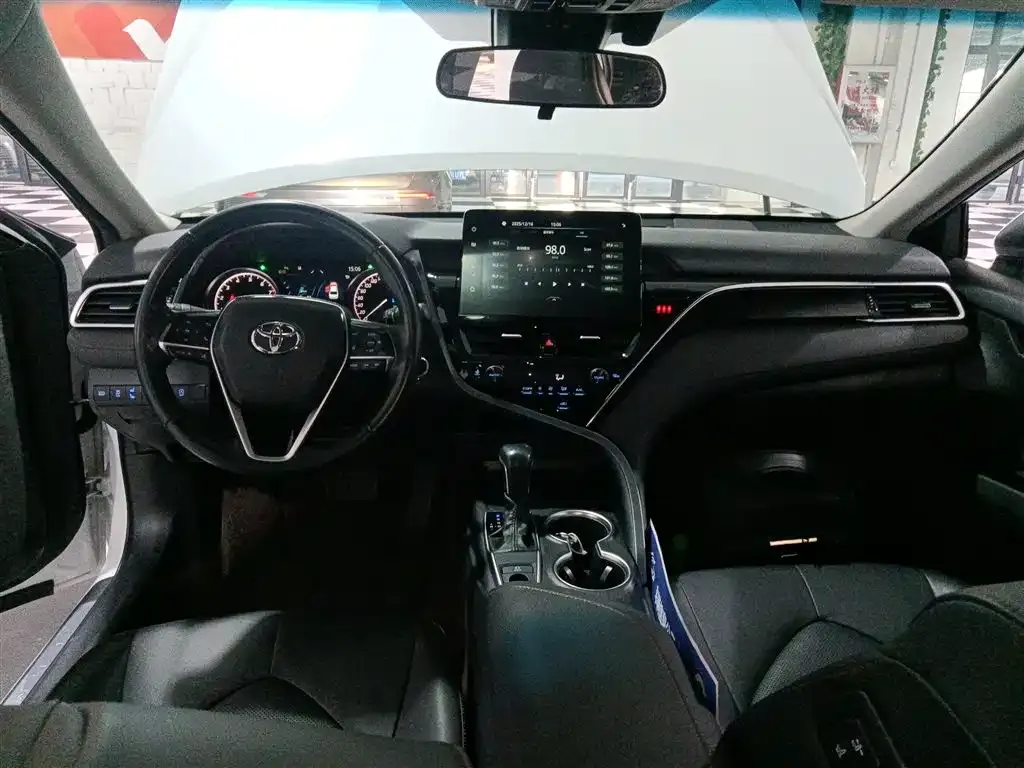 Toyota Camry 2022 из CN, фото 10
