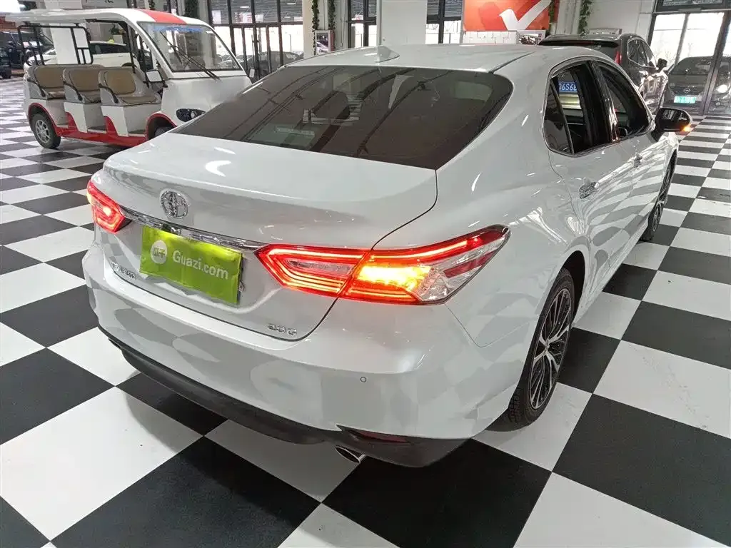 Toyota Camry 2022 из CN, фото 7