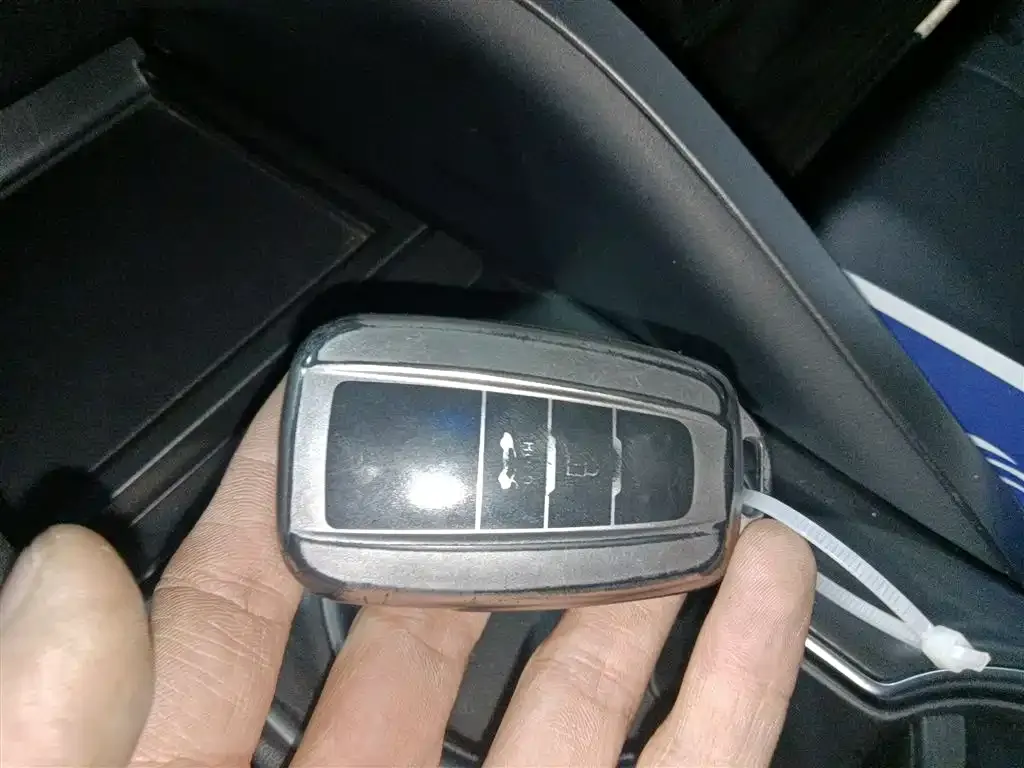 Toyota Camry 2022 из CN, фото 9