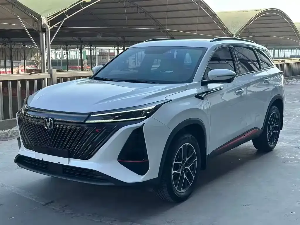 Changan CS75PLUS — фото 1