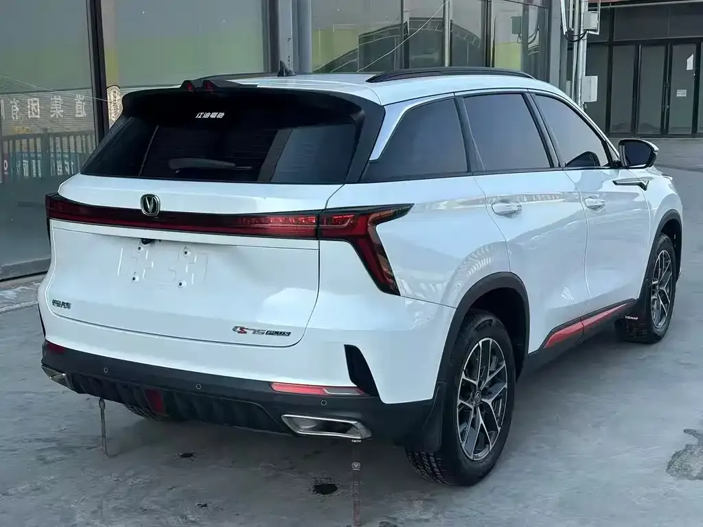 Changan CS75PLUS — фото 6