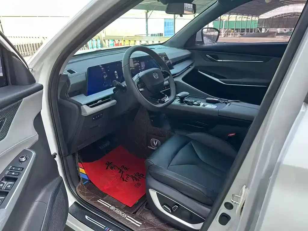 Changan CS75PLUS — фото 7