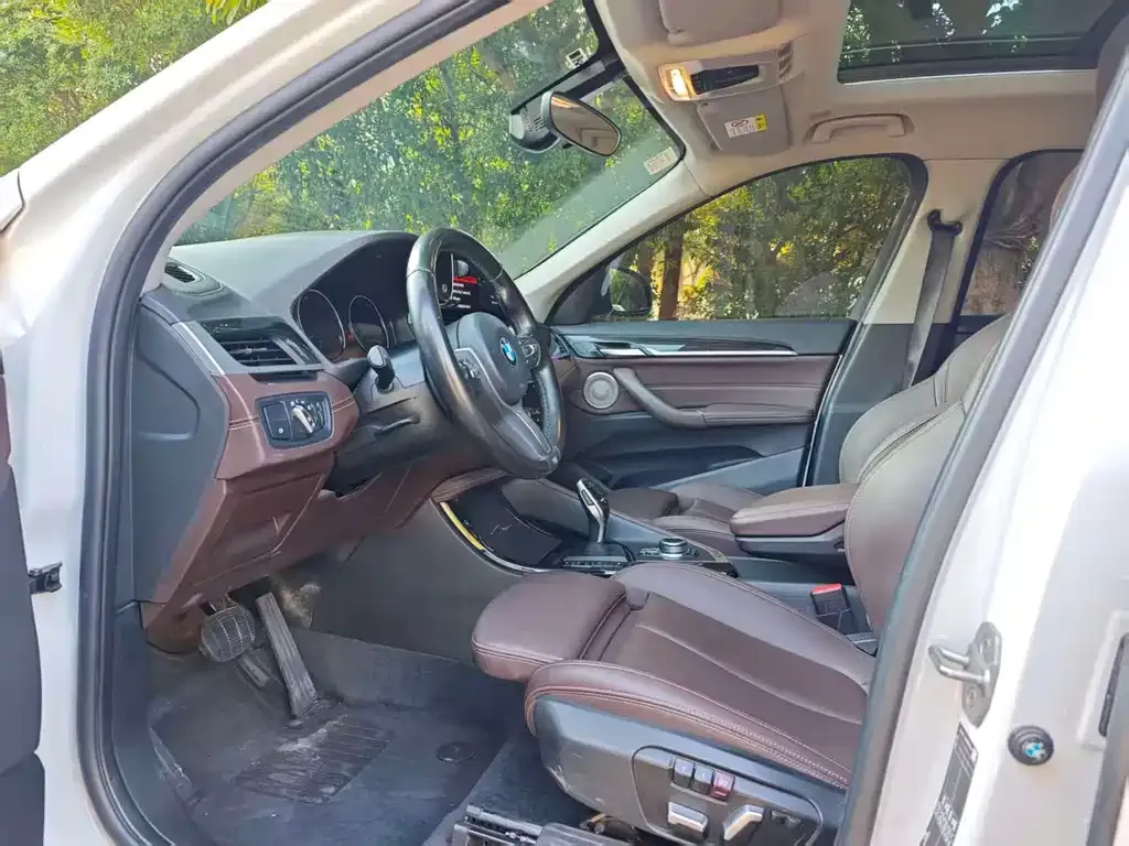 BMW X1 2021 из CN, фото 5