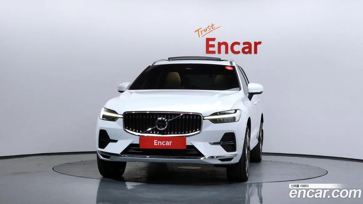 Volvo XC60 — фото 3