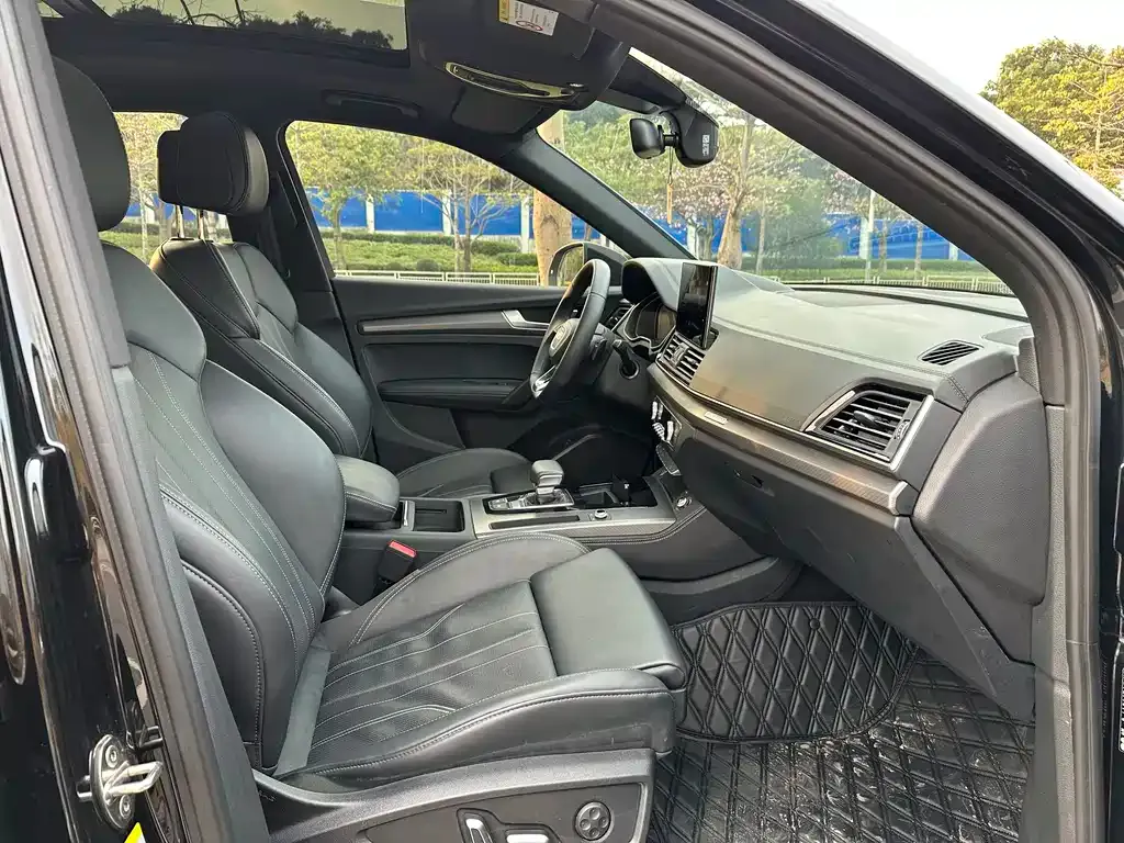 Audi Q5L 2025 из CN, фото 10